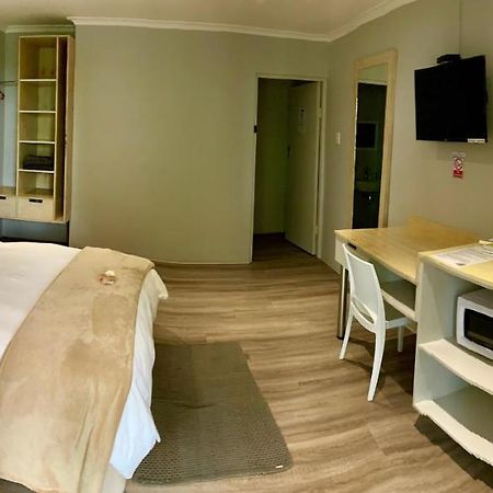 Mangolds Guest House Port Elizabeth Kültér fotó